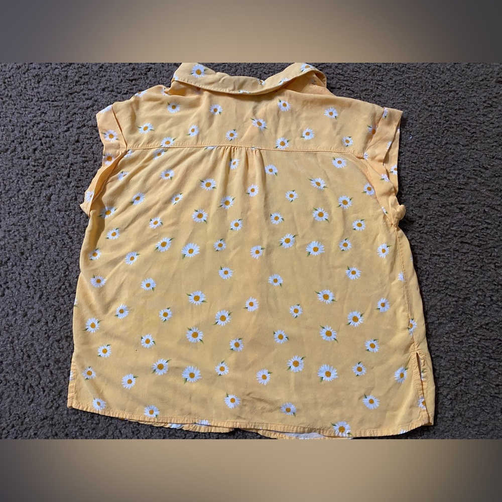 ☀️Belle Du Jour yellow floral shirt - Picture 5 of 5